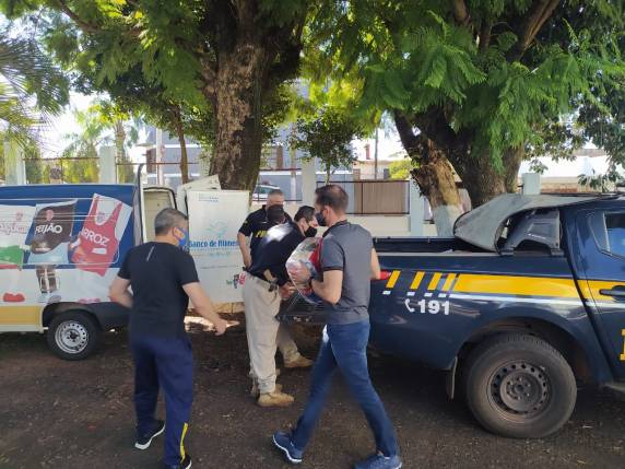 PRF realiza ação solidária em Cruz Alta - foto 2