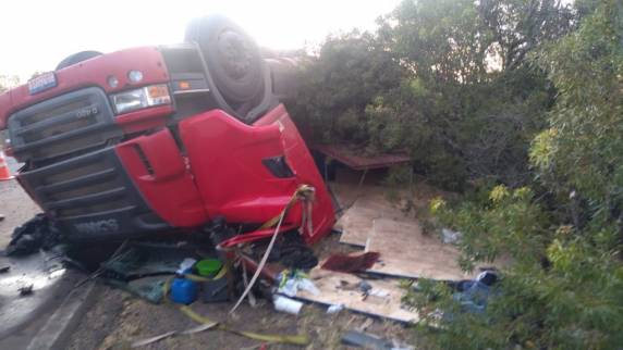 A esposa, que acompanhava o motorista, ficou gravemente ferida e está internada em Uruguaiana