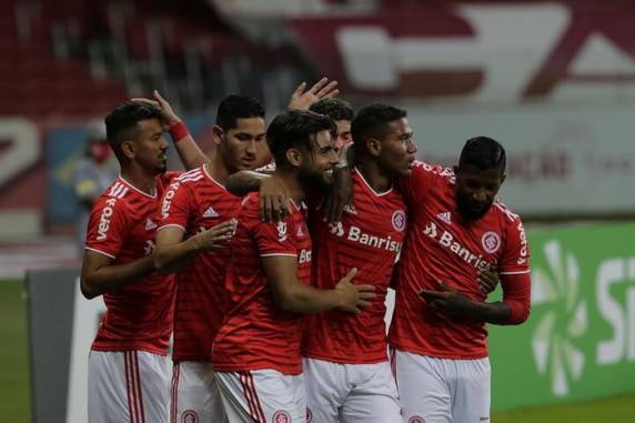 Time colorado fez 5 a 0, no Beira-Rio, e enfrentará o Juventude na semifinal