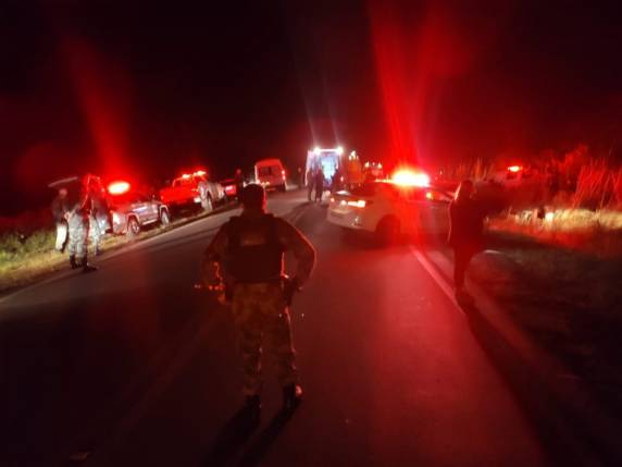 Motorista embriagado provoca grave acidente na ERS 324 - foto 5