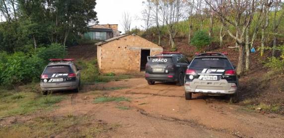 Segundo a polícia, ela disse que era vítima de agressões do companheiro