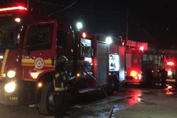 Incêndio causa a morte de três crianças em Porto Alegre - foto 3