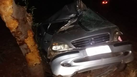 Motorista perde controle do carro na ERS 585 - foto 2