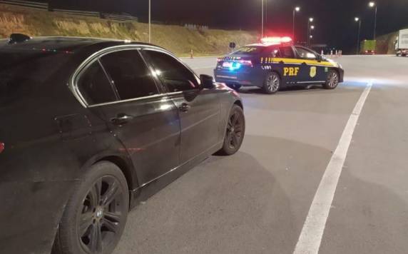 O carro com placa de Balneário Camboriú possuía registro de apropriação indébita