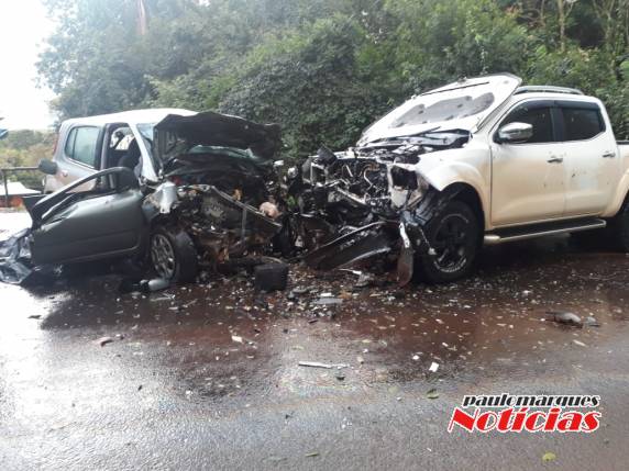 Casal de idosos morre em colisão frontal entre veículos na BR 472 em Três de Maio - foto 2