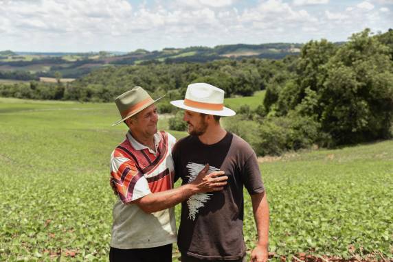 Atuação do Sicredi junto a agricultura familiar e em toda a cadeia produtiva do agronegócio fomenta o desenvolvimento econômico