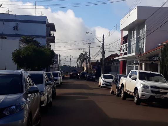 No período das 23h às 6h de sexta, sábado e domingo, será proibido estacionar na Rua Teresa Verzeri, entre a Avenida Uruguai e Rua Padre Cacique