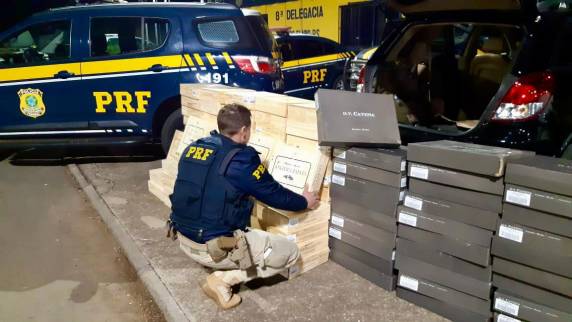 A mercadoria, composta por vinhos finos, foi avaliada em cerca de 100 mil reais
