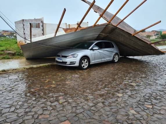 Chuva começou ainda na noite de quarta-feira no município da Região Central