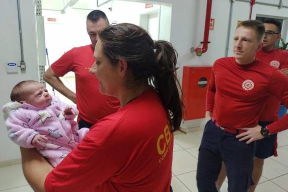Martina dos Reis ficou sem reação, e os pais a levaram de carro até o quartel para pedir socorro