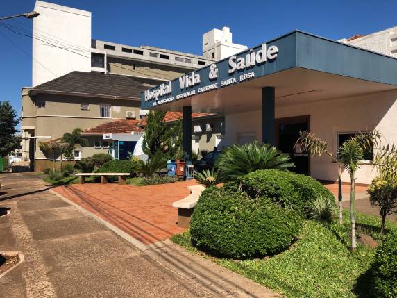 Bebê segue internada em hospital de Santa Rosa, onde é monitorada por uma equipe multidisciplinar