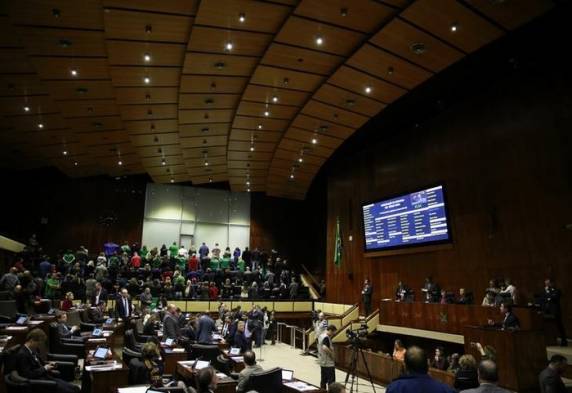 Reforma tributária deve ser remetida aos deputados somente após votação das pautas da estatal de saneamento