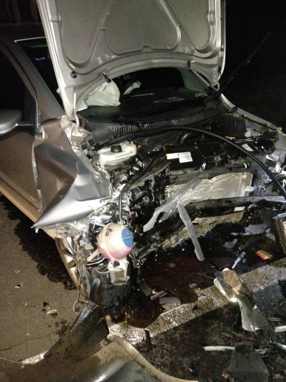 Colisão frontal envolve dois veículos na BR 472 entre Três de Maio e Boa Vista do Buricá - foto 2