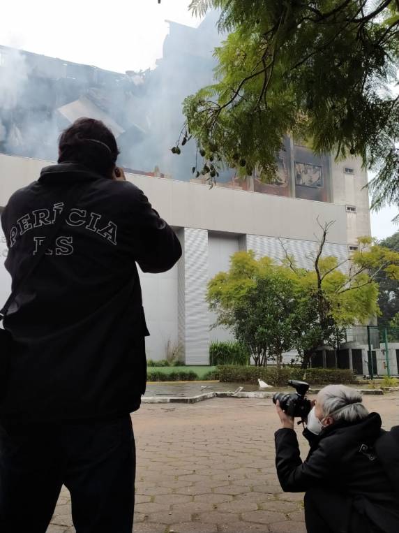 IGP mantém perícias apesar de incêndio em prédio da Segurança Pública - foto 3