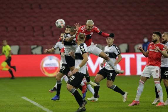 Time colorado empata sem gols, repete frustração de 1989 e agora foca apenas no Brasileirão