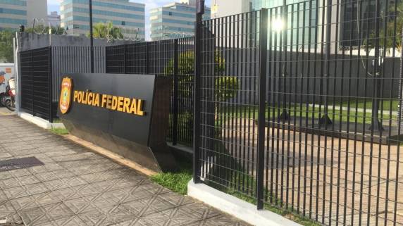 Homem de 59 anos foi encontrado em Balneário Piçarras, no Litoral Norte. Ele é procurado pela Justiça alemã por desvio de dinheiro entre 2001 e 2002.