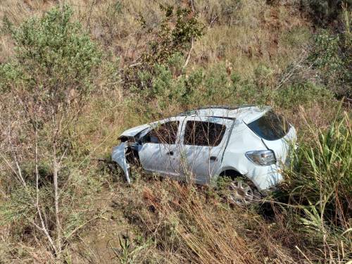 Saída de pista foi registrada neste sábado