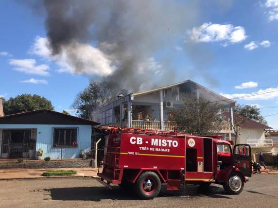 VÍDEO: incêndio de grandes proporções em Tucunduva - foto 2