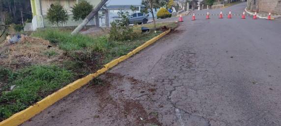 Jovem morre em grave acidente de trânsito na Via Siena em Serafina Corrêa - foto 3