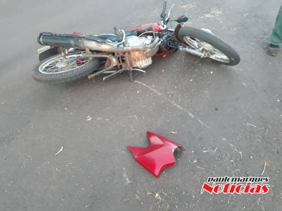 Motociclista fica ferida em acidente na Av. Santa Rosa em Três de Maio - foto 3