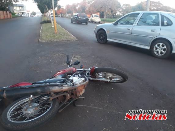 Motociclista fica ferida em acidente na Av. Santa Rosa em Três de Maio - foto 2