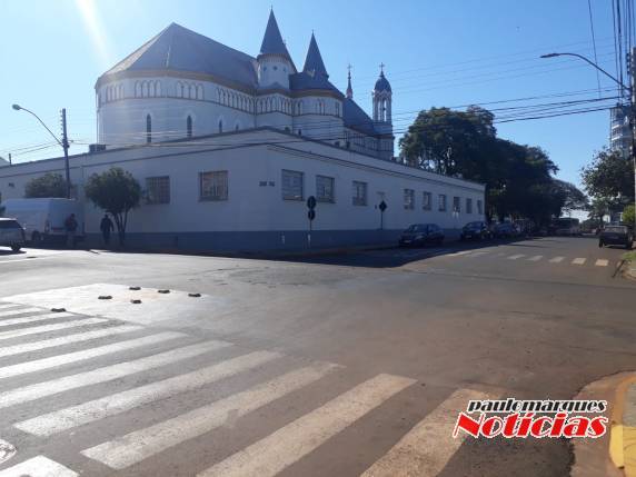 Acidente com danos materiais no Centro de Três de Maio - foto 3