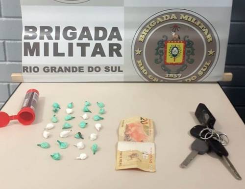 26 buchas de cocaína foram apreendidas