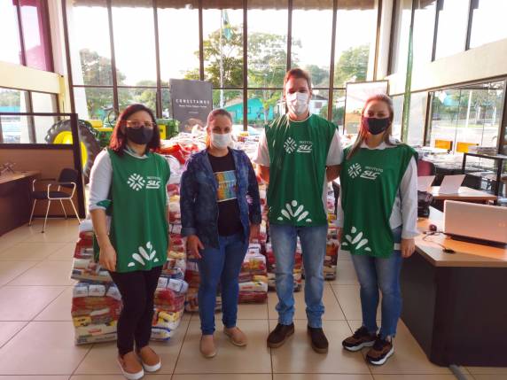 Alimentos serão destinados às famílias carentes do município