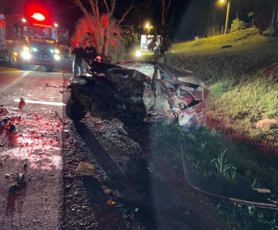 Colisão frontal deixa uma vítima fatal na RS 344 em Santa Rosa - foto 5