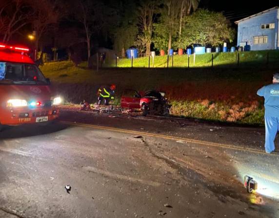 Colisão frontal deixa uma vítima fatal na RS 344 em Santa Rosa - foto 2