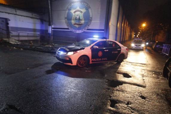 Em agosto de 2020, ela e outras 10 pessoas foram denunciadas pelo assassinato do pastor Anderson