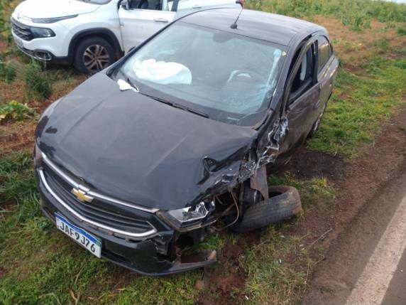 Grave acidente envolve três veículos e deixa seis feridos na ERS-135 em Coxilha - foto 3