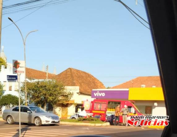 Acidente aconteceu por volta das 8h55min