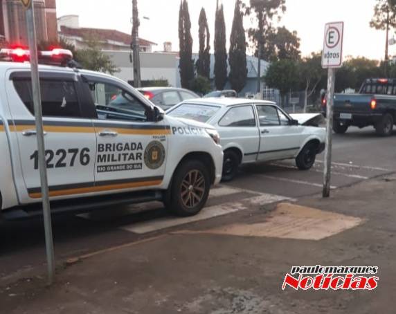 Acidente com danos materiais na Av. Santa Rosa em Três de Maio - foto 3