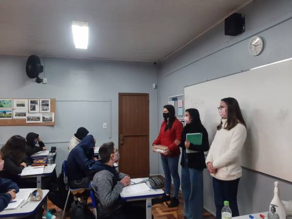 CAPS de Horizontina cria projeto ''Fale Além da Caixa'' voltado a adolescentes e jovens - foto 2