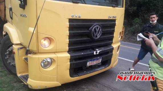 Engavetamento envolve veículo de Alegria na BR 386 - foto 3