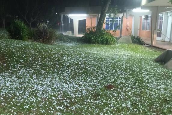 Segundo a Defesa Civil, ao menos 250 casas ficaram danificadas em Ijuí, na Região Noroeste