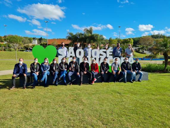 Sicredi Noroeste RS entrega letreiros turísticos a municípios - foto 3