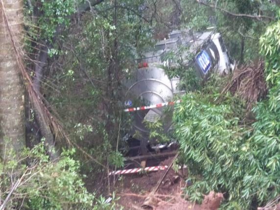 Acidente envolvendo três veículos na ERS 342 em Cruz Alta - foto 2