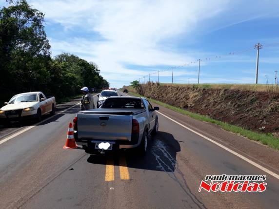 Colisão lateral envolve caminhonete e caminhão e deixa jovem ferido na BR 472 em Três de Maio - foto 8