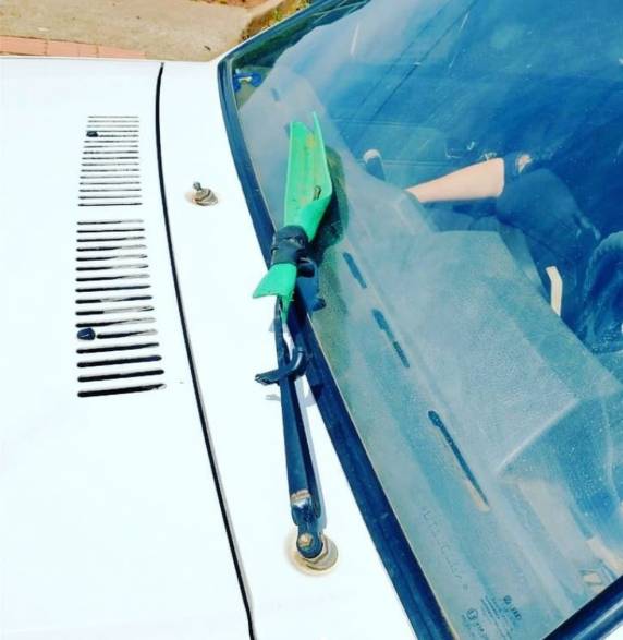 PMRv também flagrou outras irregularidades, como transporte de criança sem cadeirinha e ocupantes sem cinto de segurança. Caso ocorreu em Curitibanos.