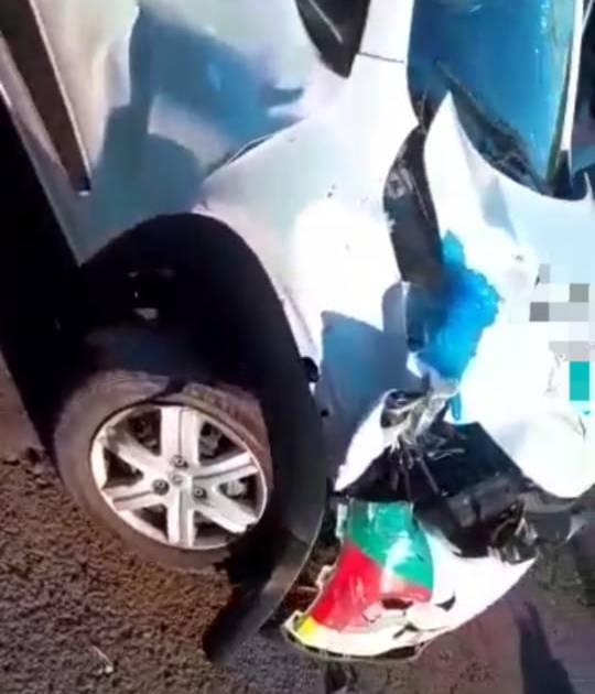 Motociclista é jogado contra o muro de residência após colisão contra automóvel, em Ijuí - foto 3