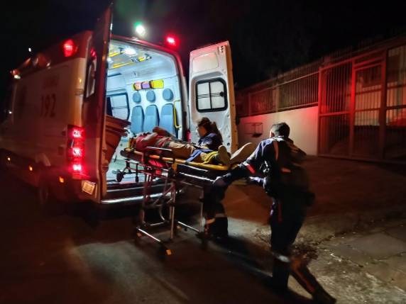 Colisão com capotamento é registrado na rua São Sebastião - foto 3