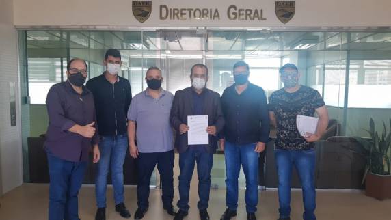 Também reivindicam lombada física próximo ao Complexo Esportivo Azilddo Grenzel, visando maior segurança no trânsito