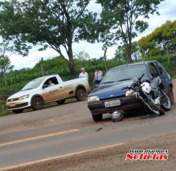 Casal de jovens fica ferido em colisão entre carro e moto na RS 342 em Três de Maio - foto 4