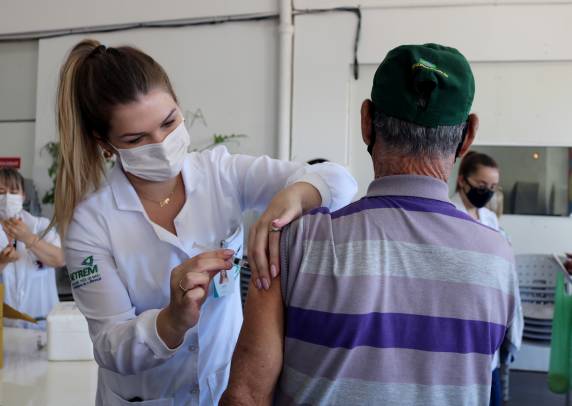 A Vacinação Foi Realizada Nas Dependências Da Igreja Batista