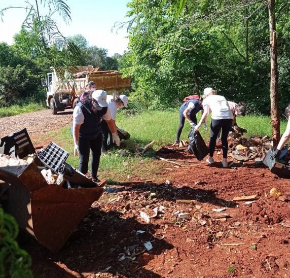 Agentes de endemias e agentes de saúde estarão visitando as residências dos munícipes
