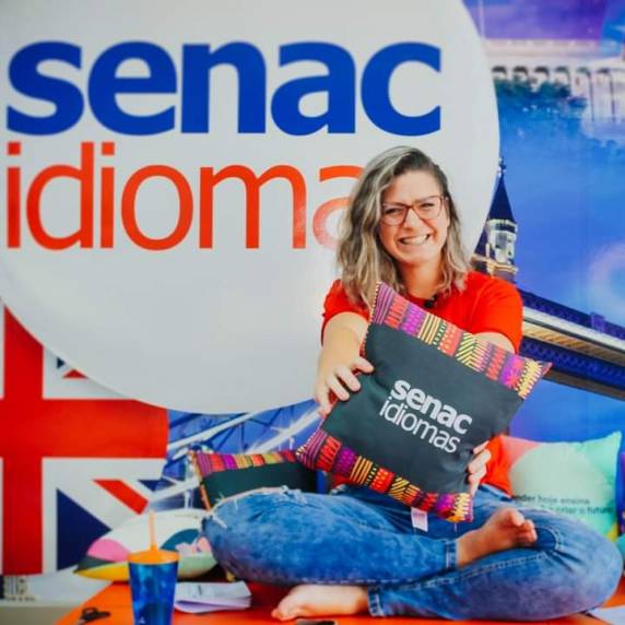 Docente de Idiomas do Senac Santa Rosa preparou um guia de sobrevivência divertido para auxiliar no aprendizado em Inglês