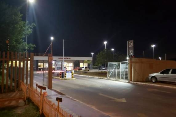 Menina deu entrada no Hospital da Restinga com hematomas no rosto, nas pernas e nas orelhas