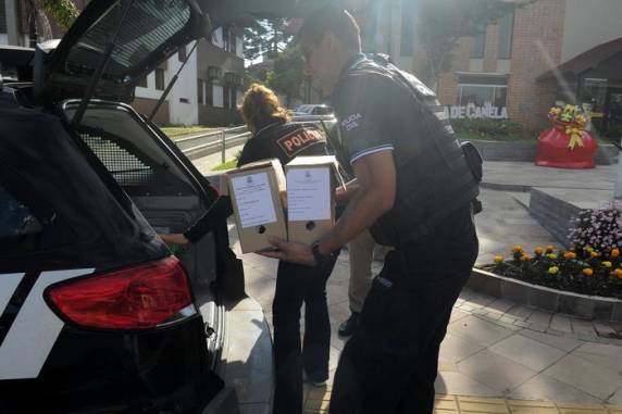 Polícia Civil prende presidente da Câmara de Canela e secretário de Obras em investigação sobre suposto desvio de verbas - foto 3